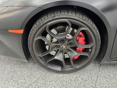 Used 2018 Lamborghini Huracan LP 580-2 image 11