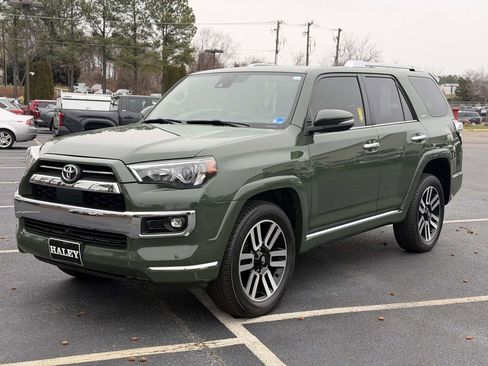 Used 2022 Toyota 4Runner Limited image 23