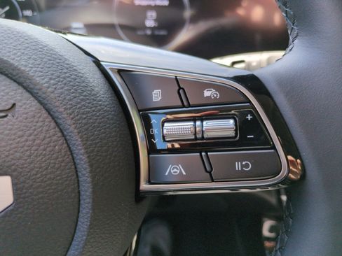 New 2026 Kia Seltos EX FWD image 21