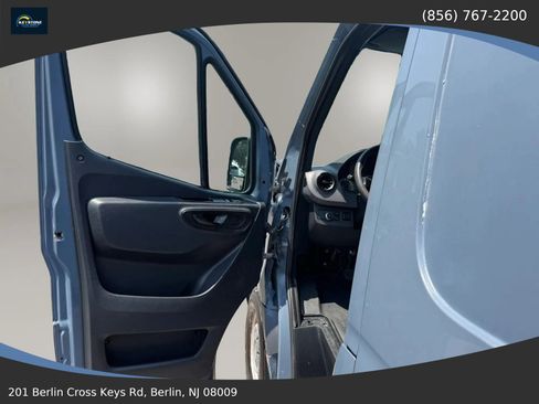 Used 2019 Mercedes-Benz Sprinter 144 image 6