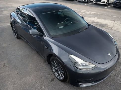 Used 2023 Tesla Model 3 Standard Range RWD image 17