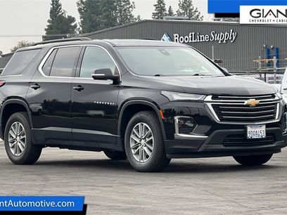 Used 2023 Chevrolet Traverse LT
