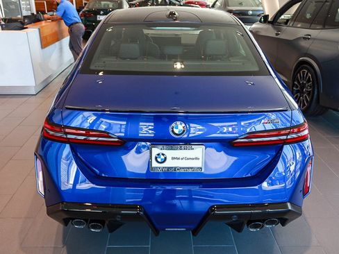New 2026 BMW M5 w/ Executive Package AWD/4WD image 5
