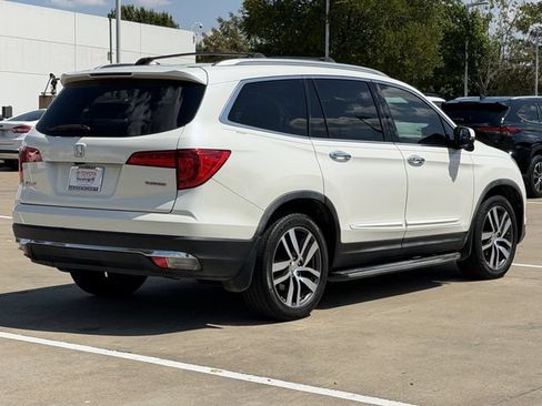 Used 2016 Honda Pilot Touring image 4