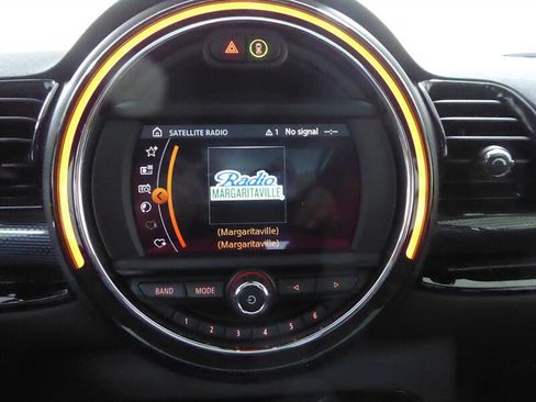 Used 2019 MINI Cooper Clubman ALL4 w/ Premium Package image 13