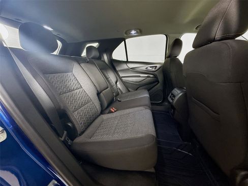 Used 2023 Chevrolet Equinox LT image 27