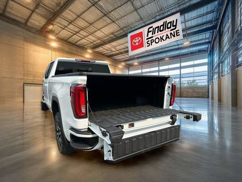 Used 2025 GMC Sierra 1500 AT4 w/ AT4 Premium Package AWD/4WD image 44