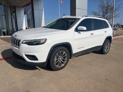 Used 2020 Jeep Cherokee Latitude Plus w/ Comfort/Convenience Group
