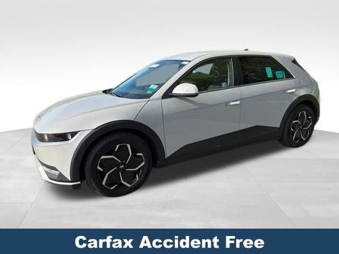 Used 2024 Hyundai Ioniq 5 SEL image 2
