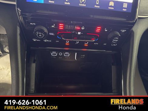 Used 2023 Jeep Grand Cherokee Limited image 24