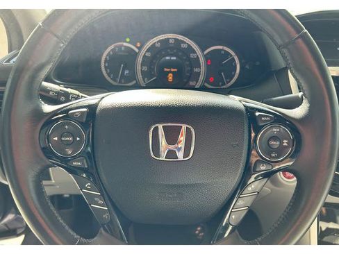 Used 2017 Honda Accord EX-L image 20