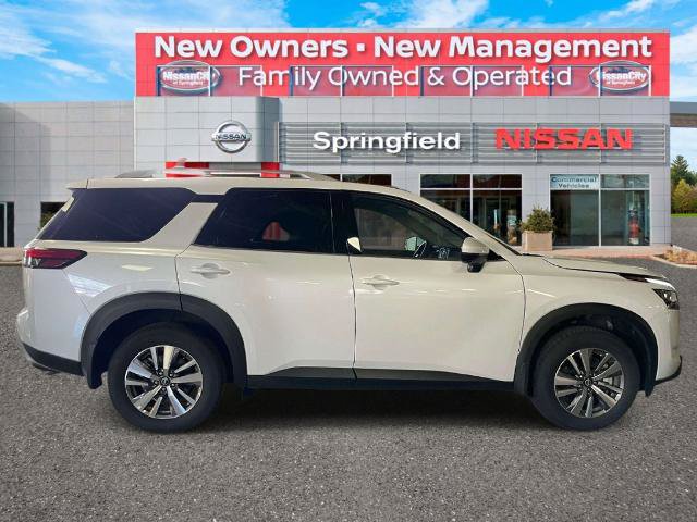 Certified 2025 Nissan Pathfinder SL AWD/4WD image 5