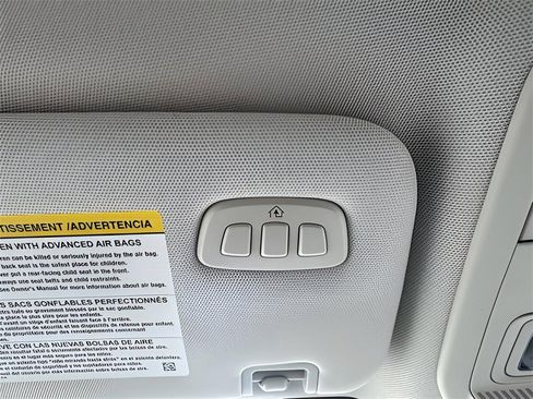 New 2025 Ford Explorer Active w/ Active Comfort Package image 31