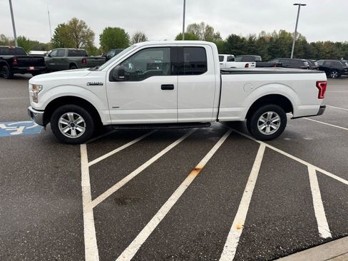 Used 2015 Ford F150 XLT w/ Equipment Group 301A Mid RWD image 6