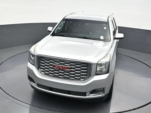 Used 2018 GMC Yukon Denali RWD image 24