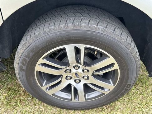 Certified 2024 Ford Expedition Max Limited image 20