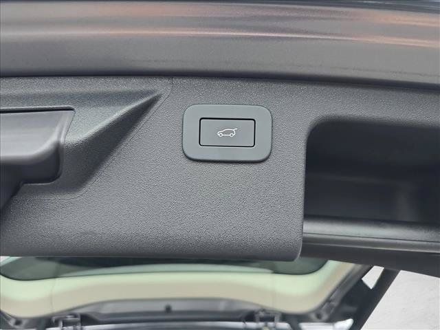 Used 2025 Land Rover Discovery Sport S AWD/4WD image 13