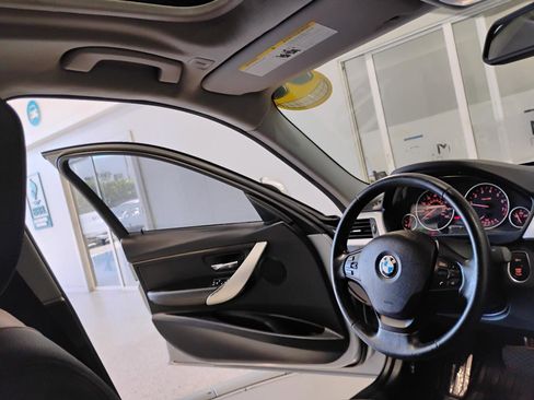Used 2017 BMW 320i Sedan image 37