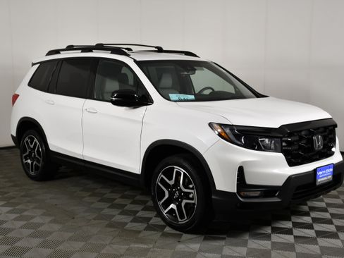 Certified 2023 Honda Passport Elite image 4