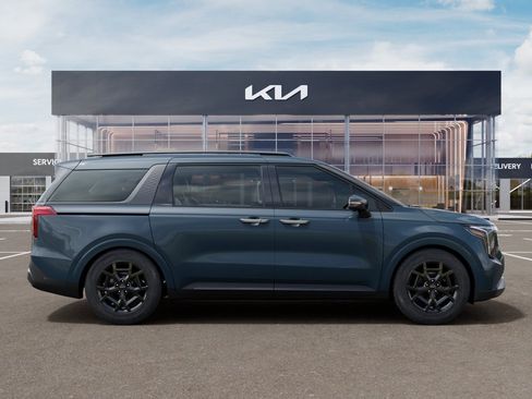 New 2027 Kia Carnival SX FWD image 7