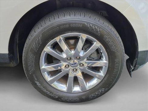 Used 2013 Ford Edge SEL FWD image 22