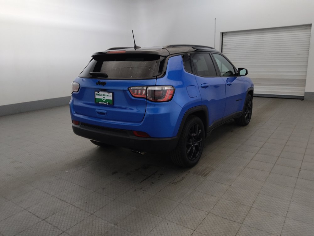 Used 2022 Jeep Compass Latitude FWD image 9