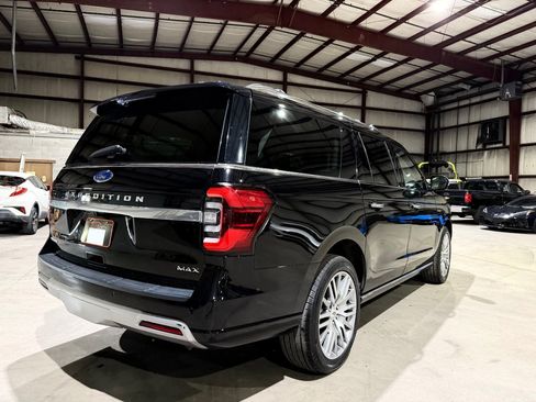 Used 2023 Ford Expedition Max Platinum AWD/4WD image 5