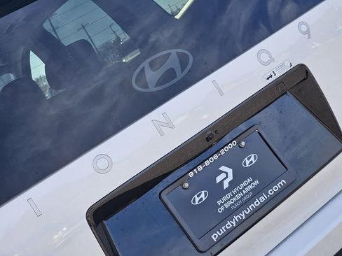 New 2026 Hyundai Ioniq 9 SE AWD/4WD image 11