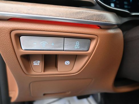 Used 2023 Genesis G80 image 21