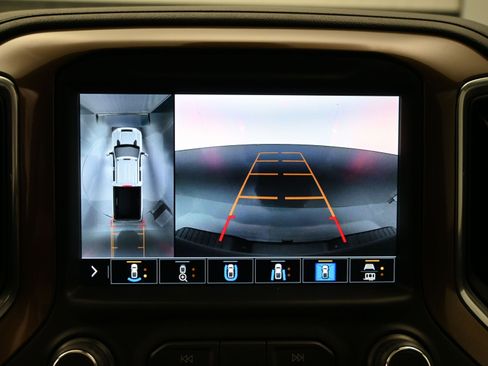 Used 2020 Chevrolet Silverado 2500 High Country w/ Z71 Off-Road Package image 29