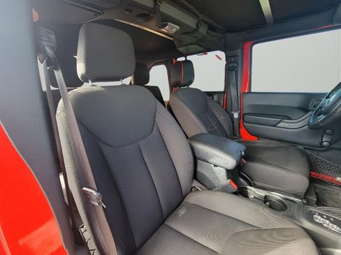 Used 2017 Jeep Wrangler Unlimited Sport w/ Max Tow Package image 30