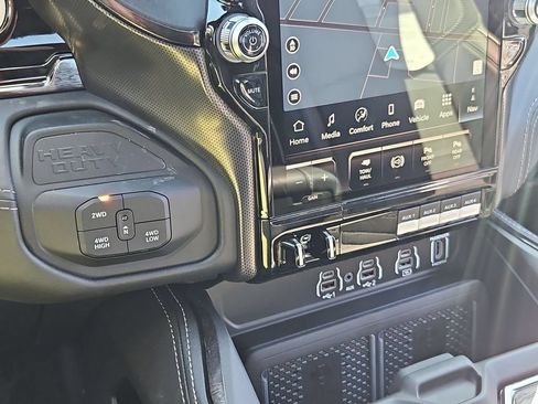 New 2026 RAM 2500 Limited AWD/4WD image 25