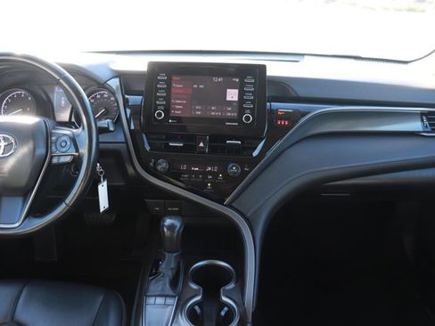 Used 2023 Toyota Camry SE image 13