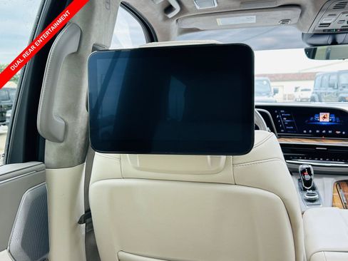 Used 2024 Cadillac Escalade Sport Platinum AWD/4WD image 35