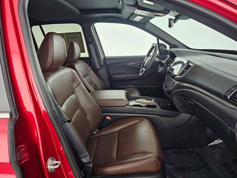 Used 2025 Honda Ridgeline RTL image 10