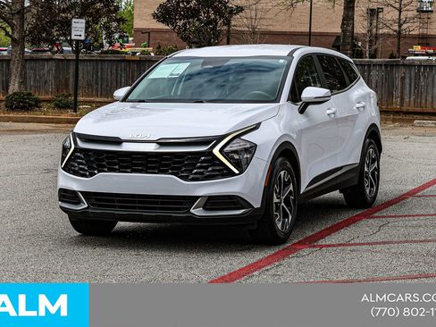 Used 2023 Kia Sportage EX image 4