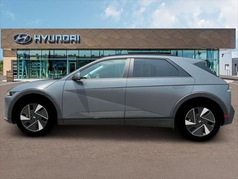 New 2026 Hyundai Ioniq 5 SEL AWD/4WD image 3