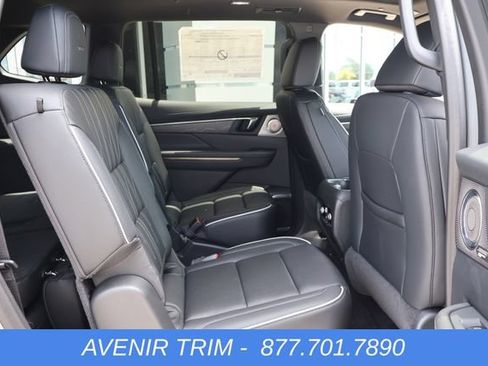 New 2026 Buick Enclave Avenir w/ Super Cruise Package AWD/4WD image 19