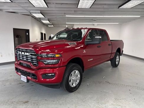 New 2026 RAM 2500 Big Horn AWD/4WD image 3