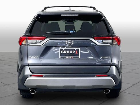 Used 2023 Toyota RAV4 Limited FWD image 5