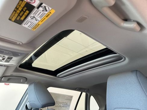 New 2025 Toyota RAV4 XLE image 15