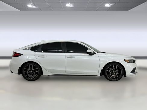 Used 2024 Honda Civic Sport Touring image 8