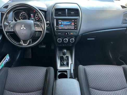 Used 2019 Mitsubishi Outlander Sport SE FWD image 13