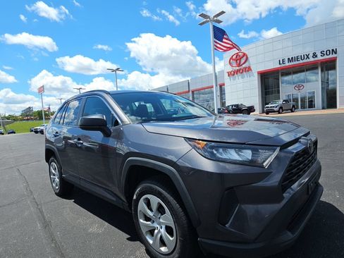 Used 2019 Toyota RAV4 LE w/ All Weather Liner Package AWD/4WD image 1