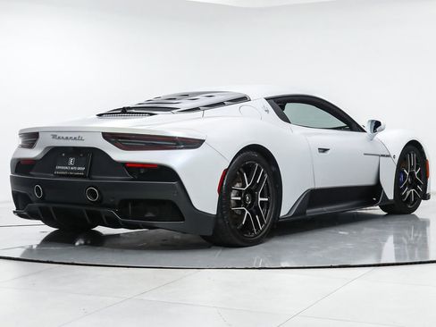 Certified 2022 Maserati MC20 Coupe RWD image 6