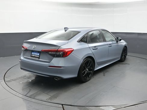 Used 2023 Honda Civic Sport image 6