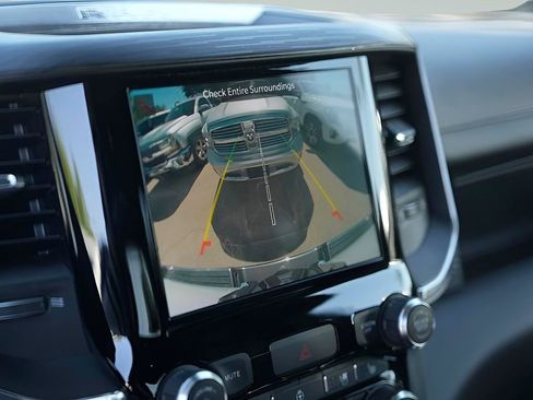 Used 2024 RAM 1500 Laramie image 16