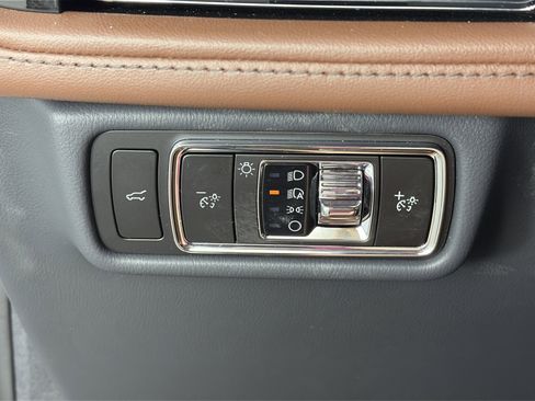 Used 2026 Lincoln Aviator Reserve w/ Jet Appearance Package AWD/4WD image 31
