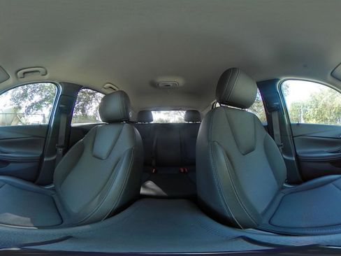 Used 2025 Buick Encore GX Preferred image 36