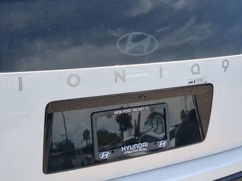 New 2026 Hyundai Ioniq 9 SEL AWD/4WD image 14